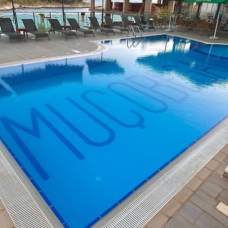 Mucobega Hotel 2 Sarandë Esterno foto