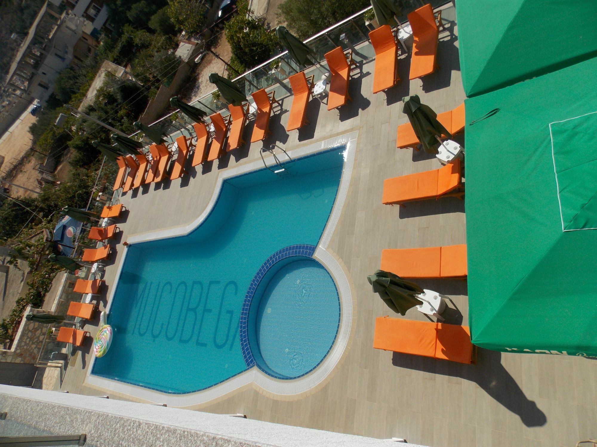 Mucobega Hotel 2 Sarandë Esterno foto