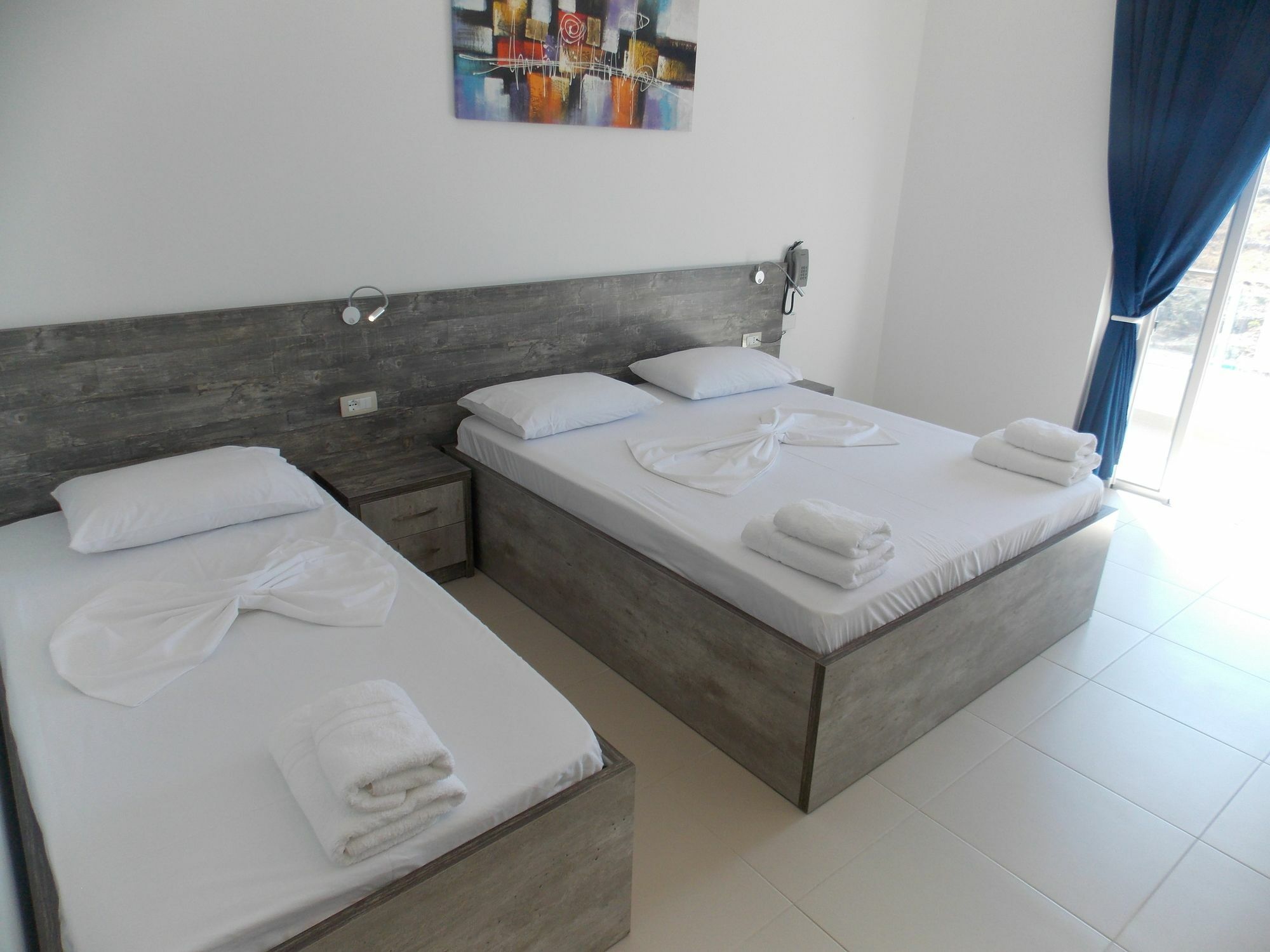 Mucobega Hotel 2 Sarandë Esterno foto